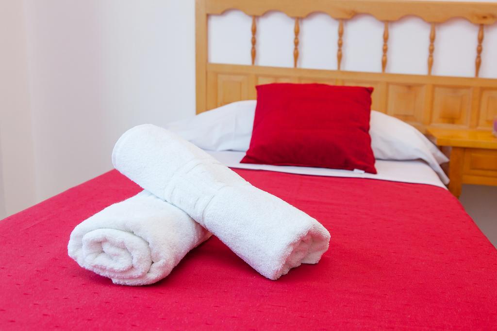 Apartamentos Puet San Antonio  Cameră foto