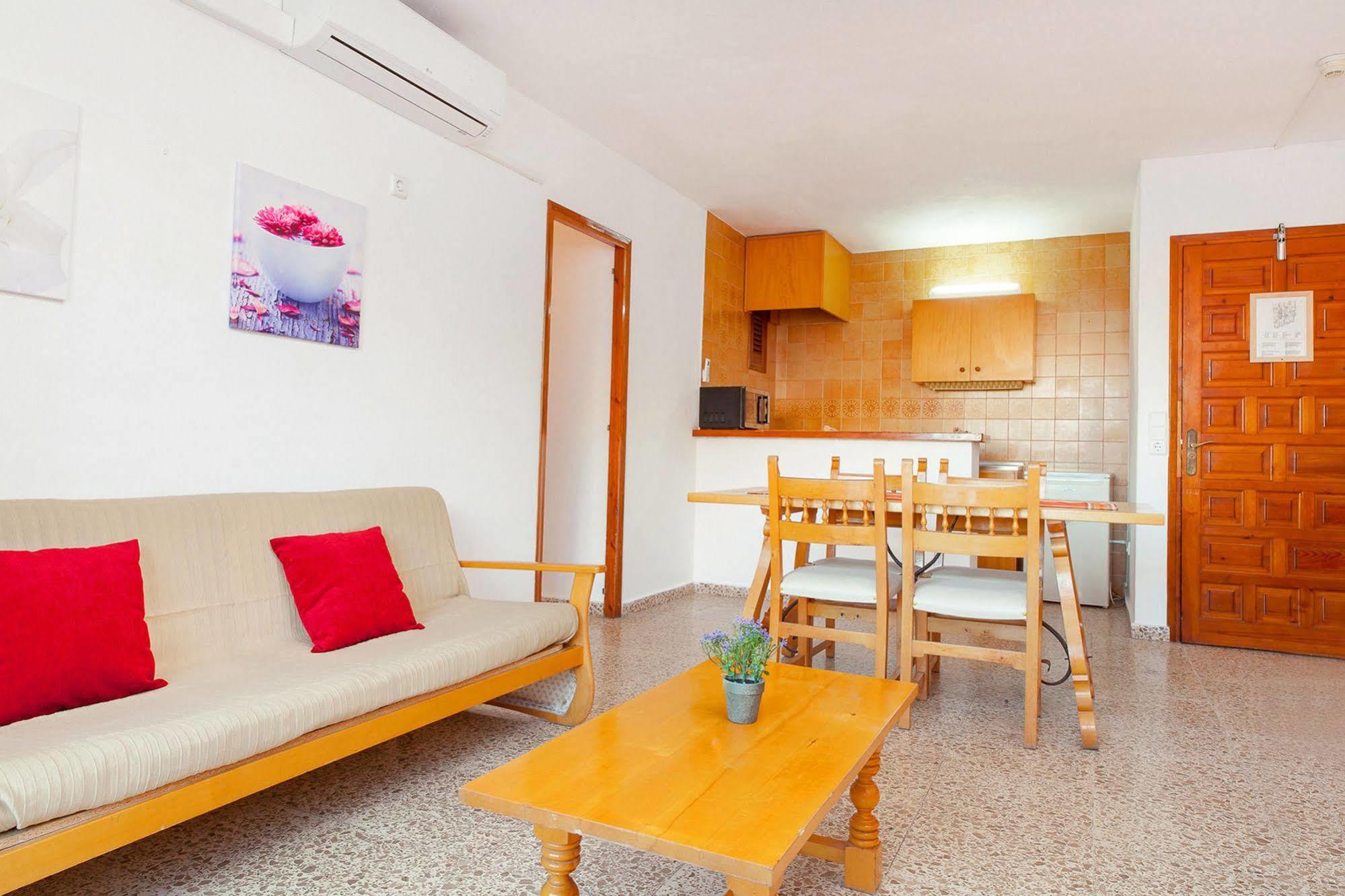 Apartamentos Puet San Antonio  Exterior foto