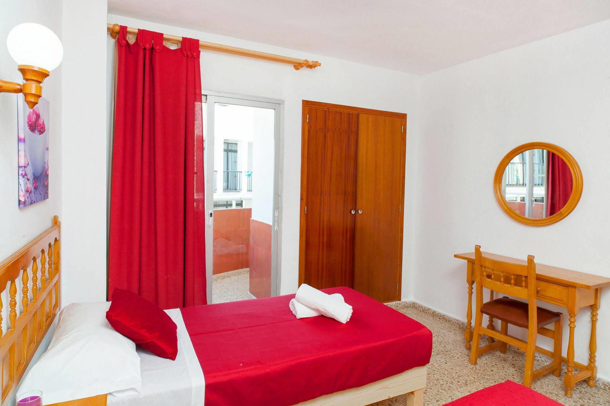 Apartamentos Puet San Antonio  Exterior foto